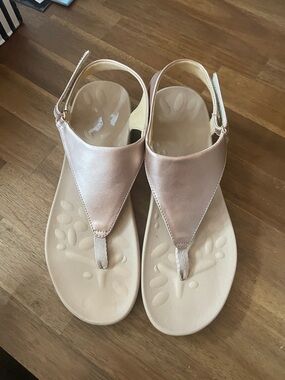 Comfort Rose Gold Slingback Thong Sandals for Women